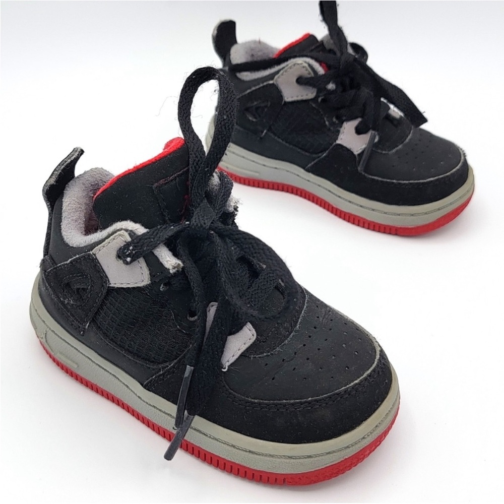 Jordan boys AJF 4 flight red and black size 5c B1G1 50% off